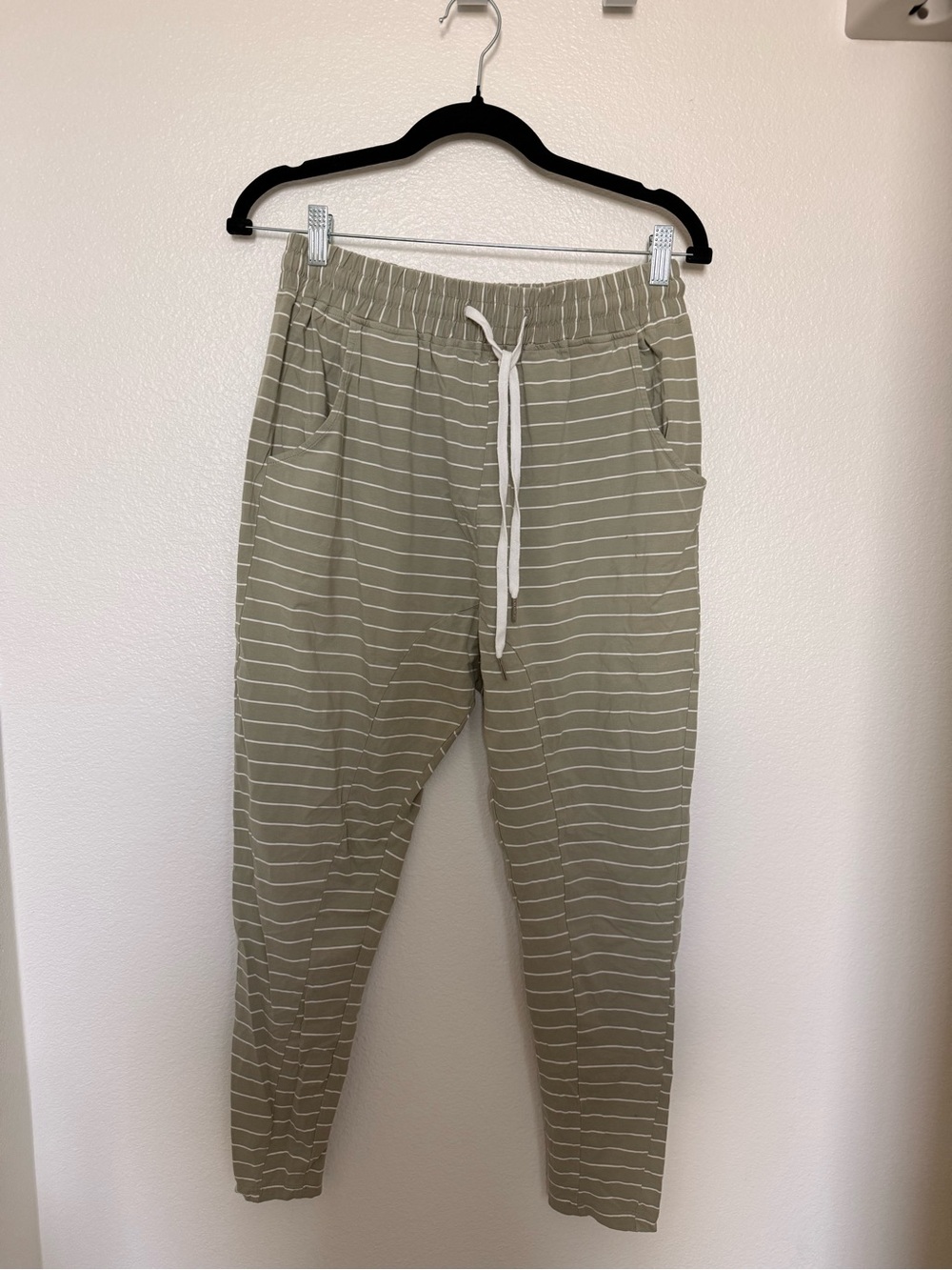 Sarah’s Day x Whitefox Striped Drawstring Jogger Pants - Olive
